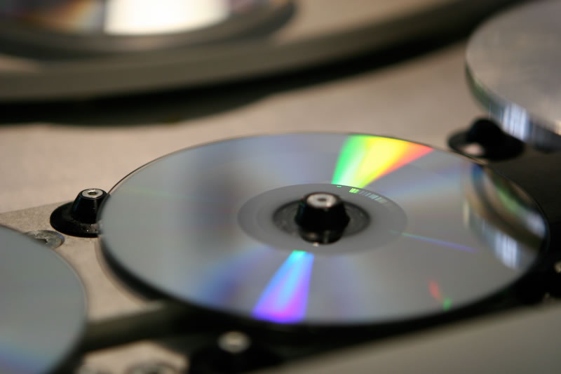 Mastering a CD or DVD